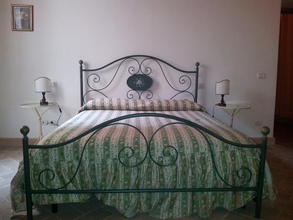 Residenza Sant'Agnese Bed & Breakfast Assisi Oda fotoğraf